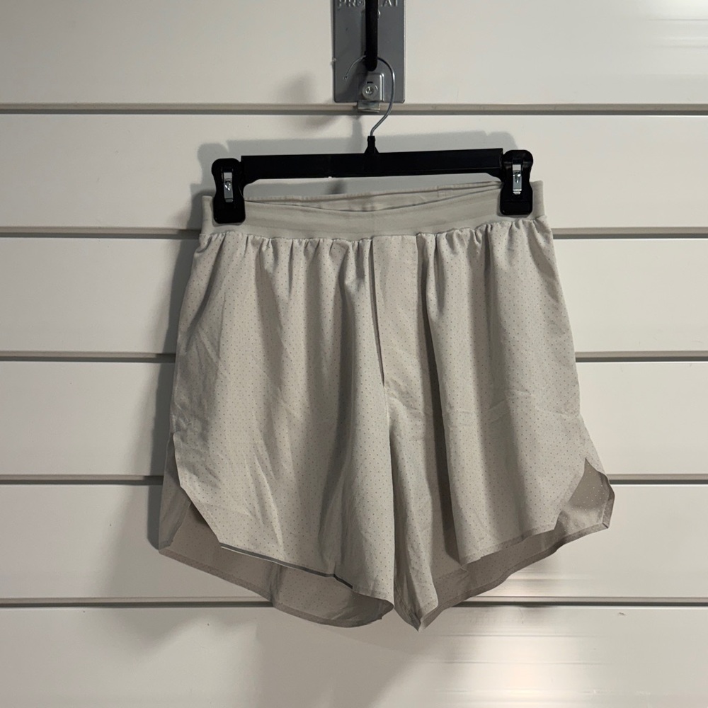lululemon 6” lined Shorts